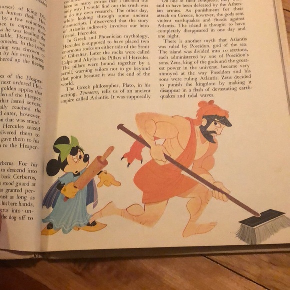 Disney’s Wonderful World of Knowledge book - Picture 5 of 7